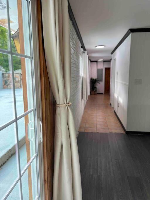 Small Rental For Couple Getaway Dalton Exterior photo